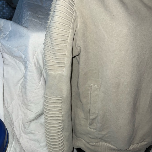 Nana Judy Adeline Funnel Neck Cropped Sweatshirt - Picture 4 of 15